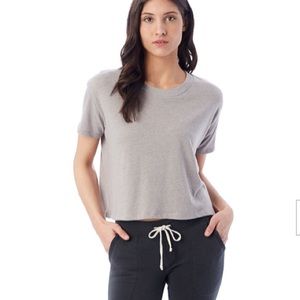 new • alternative vintage jersey cropped tee